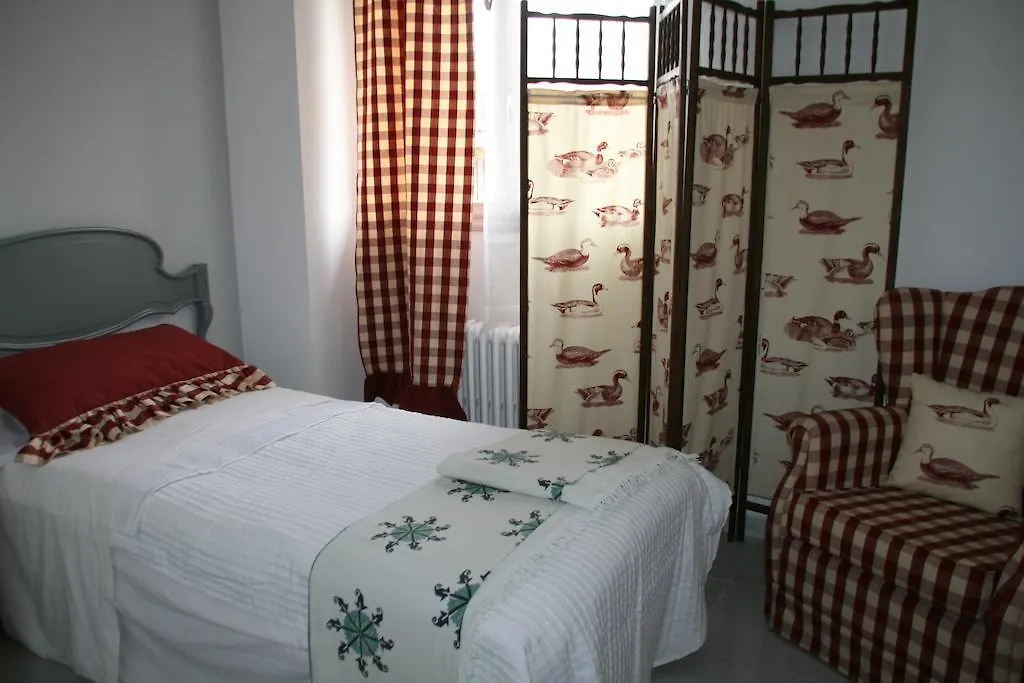 Apartament L'Ast Apartment Banyoles Spain